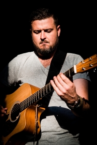 Henning-275