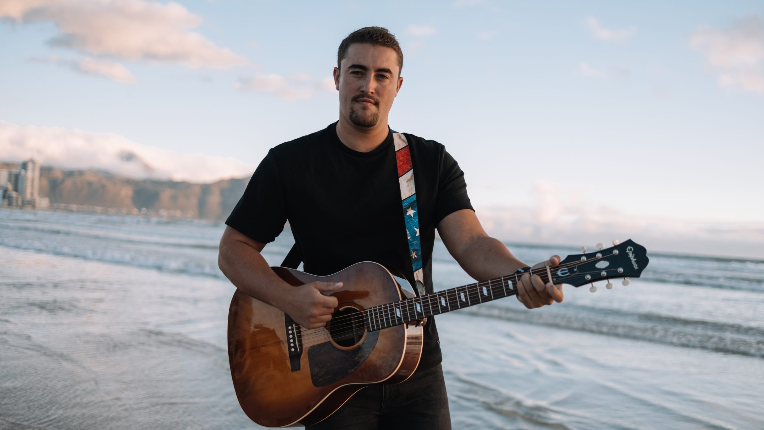 HendréBaard_Sonskyn Vrou