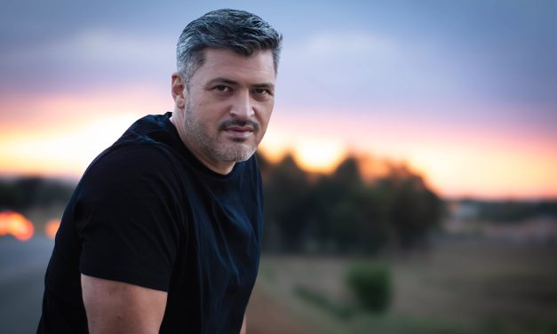 Stephan Visagie en Amoré se “Heart on the Line” – ’n Lied van Pyn, Passie en Tweede Kanse