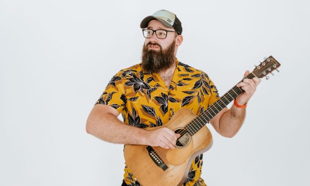 Christiaan Baartman bring somer herinneringe terug met “Somernagte”