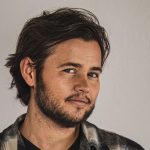 Logan Pietersen Stel Emosioneel Rou Nuwe Enkelsnit “Help My Glo” Vry