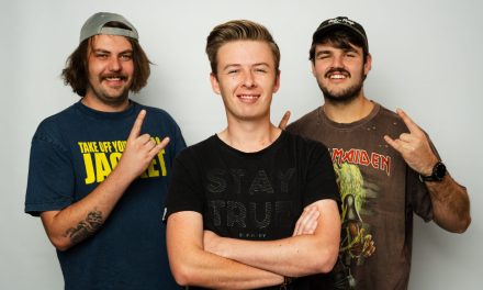 Sonder Onderbroeke Vier Nuwe Klank Met Enkelsnit “Wat Wil Jy Hê?”