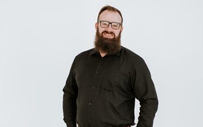 Christiaan Baartman Vang ’N Ware Weskus-Liefdesverhaal Vas In Nuwe Enkelsnit